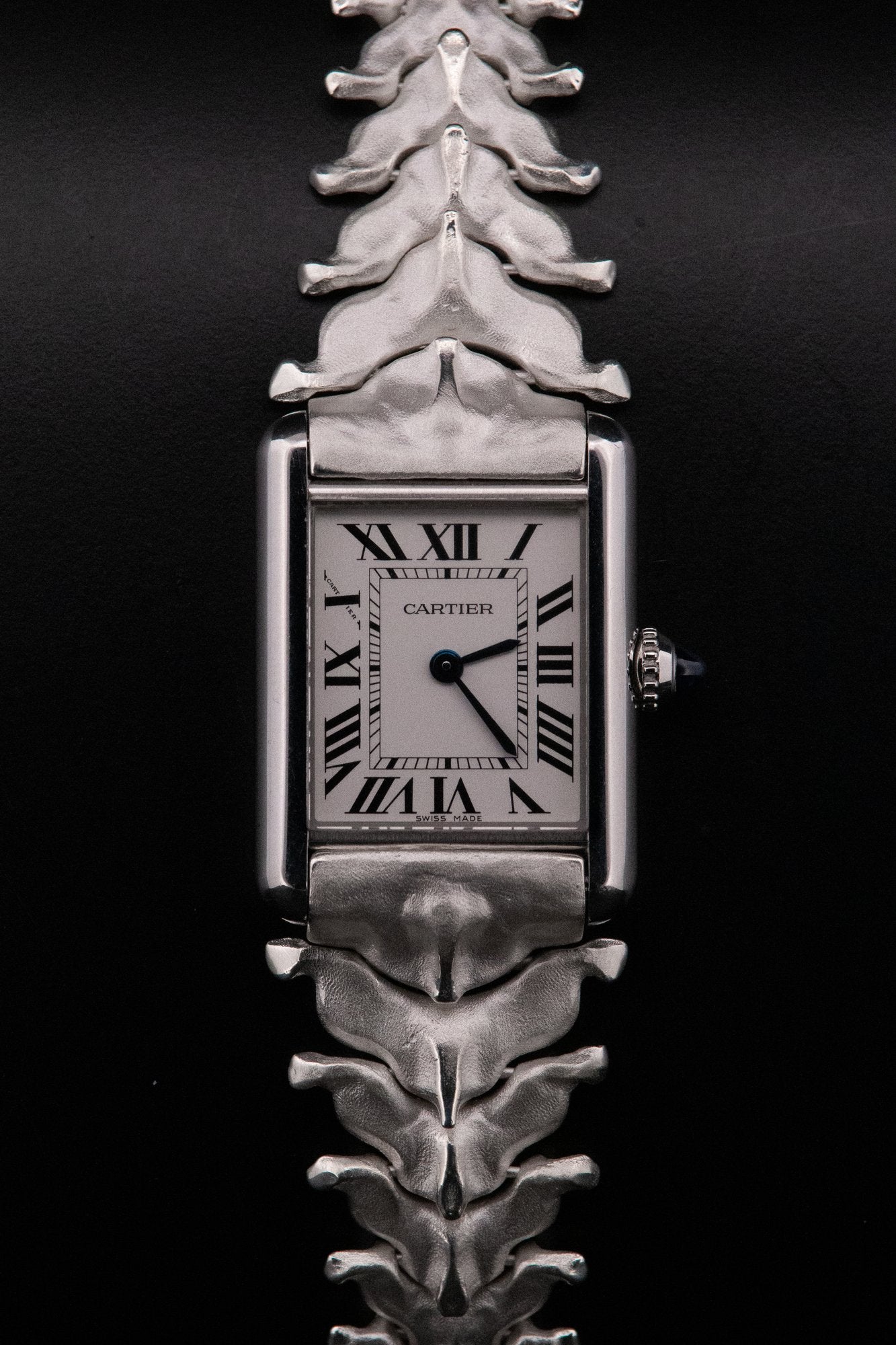 The Spinale bracelet and the Tank dial, straight on